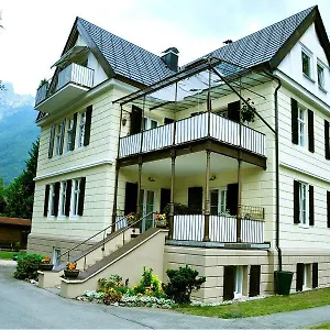 https://haus-corona.com-bavaria.com
