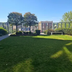  Apartment Beautiful 2-bed Flat