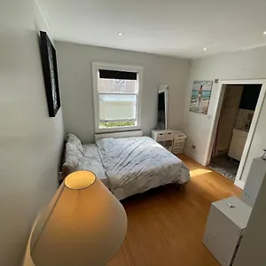  Homestay Leytonstone