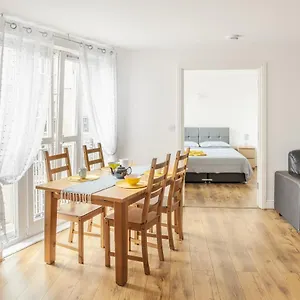 comfortable-and-bright-apartment-in-tower-bridge.cambridgehotelsuk.com/